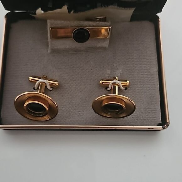Vintage Men's 1960s Gold Plated Cufflinks & Tie Pin Black - Picture 13 of 16